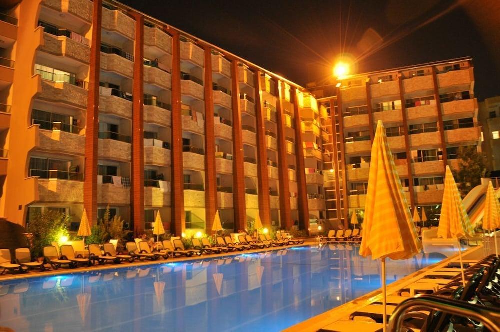 Club Tess Hotel Konaklı Eksteriør billede
