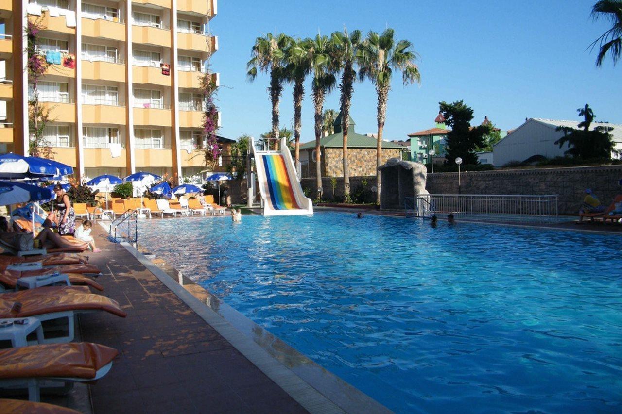 Club Tess Hotel Konaklı Eksteriør billede