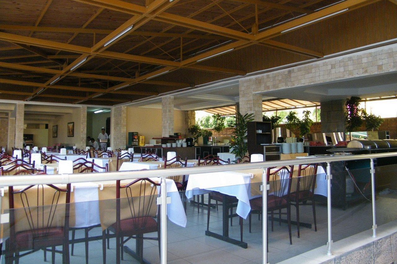 Club Tess Hotel Konaklı Eksteriør billede